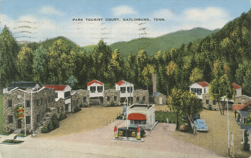 Park Tourist Court, Gatlinburg, Tenn., 1942 (Postcards from the Great Smoky Mountains, UT Libraries)