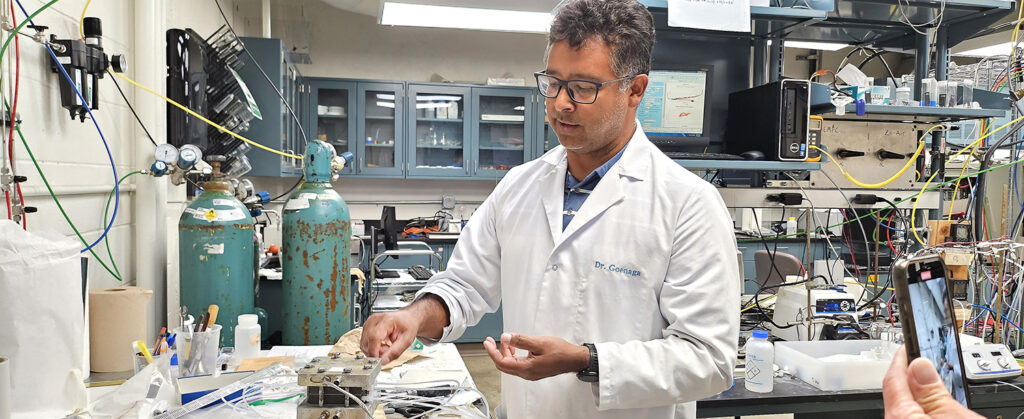 Goenaga in his lab